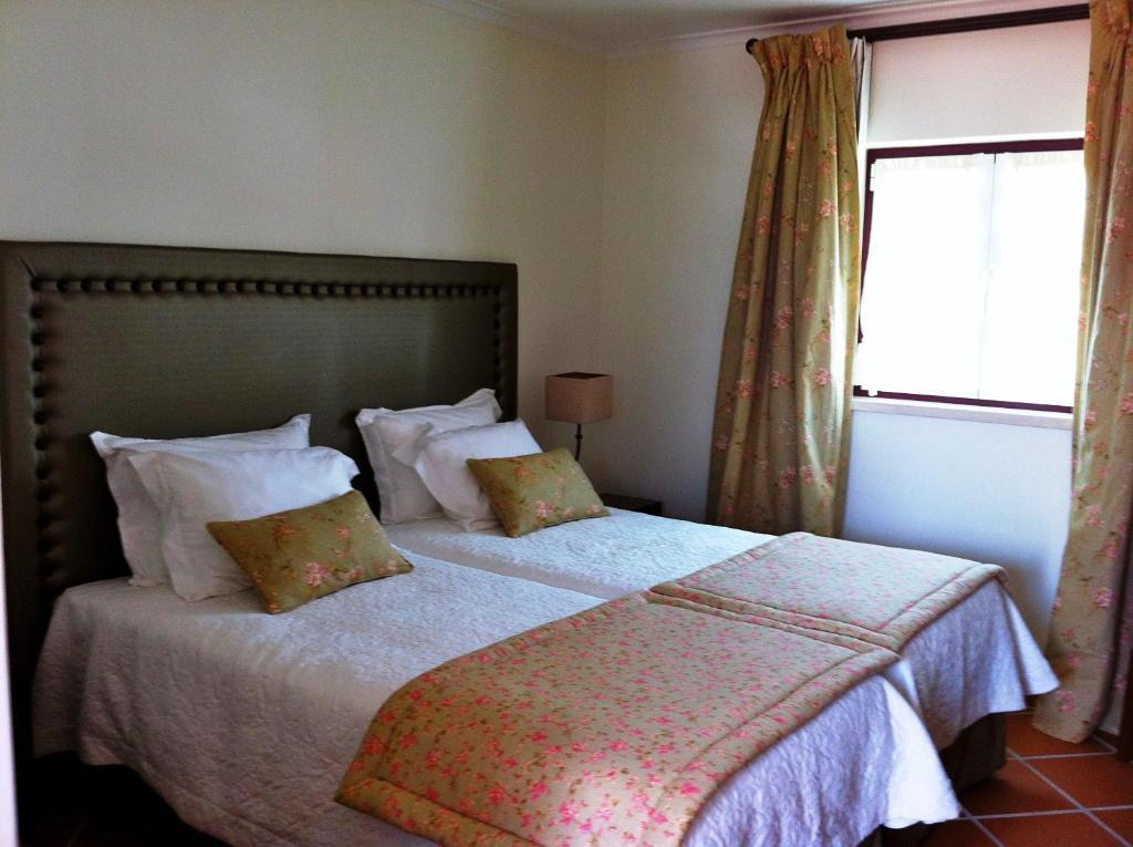 Casa Do Largo - Golega - Turismo De Habitacao Hotel Room photo